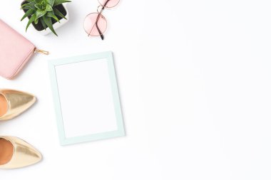 Kopyalama alanı olan kadın kıyafeti. Üst görünüm