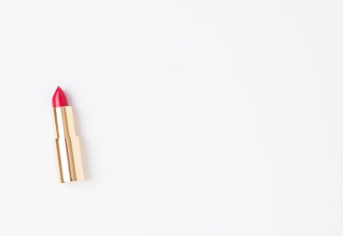 Beyaz arkaplanda ruj izi