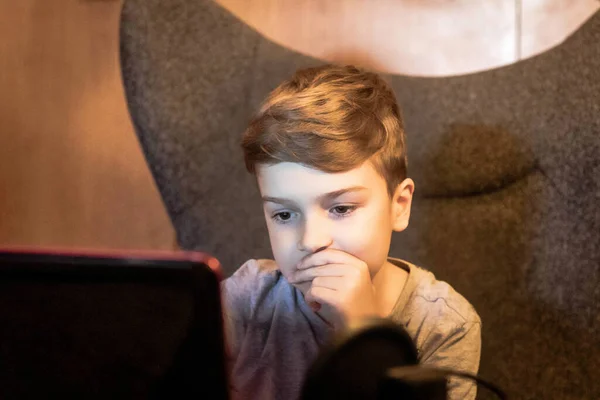 Little Boy Using Laptop While Surfing Net Home Quarantine — Foto de Stock