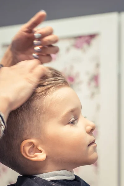 Little Boy Getting New Hairstyle Barber Shop — Stock Photo, Image