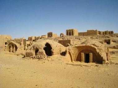 Kharga Oasis 'teki El Baghavat Mezarlığı, Mısır.