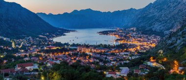 Kotor Körfezi, Karadağ 'ın güneybatısındaki Adriyatik Denizi' nin dolambaçlı bir körfezi. 