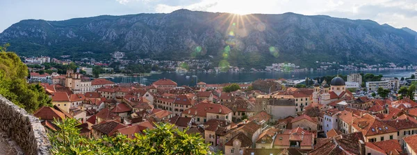 Uitzicht Old Town Kotor Van Boven Bij Zonsondergang Montenegro — Stockfoto