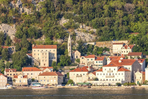 Perast Jako Absolutní Vrchol Zálivu Kotor Také Jedním Nejkrásnějších Barokních — Stock fotografie