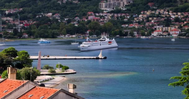 Cruise Ships Docks Kotor Pier 300 Feet Town Center One — стоковое видео