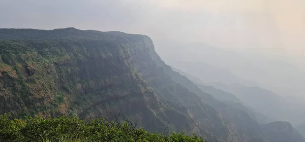 Vista Fascinante Cordillera Mahabaleshwar Ghats Occidentales Incluyendo Pratapgad Koleshwar Raireshwar — Foto de Stock