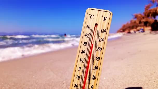 Termómetro Caluroso Día Verano Recordatorio Del Calentamiento Global — Vídeos de Stock