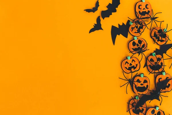 Halloween Låg Lågt Moderna Pumpor Jack Lykta Spindlar Fladdermöss Gräns — Stockfoto