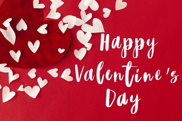 Šťastný Valentýn Text Stylové Srdce Červeném Pozadí Byt Ležel Šťastný — Stock fotografie