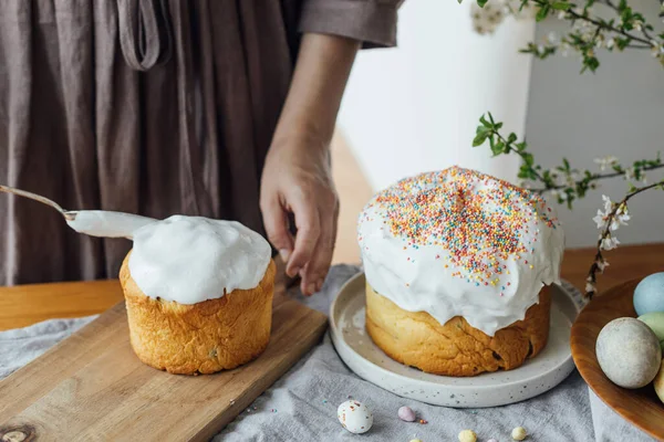 Woman Decorating Homemade Easter Bread Sugar Glaze Rustic Table Natural — Stock Photo, Image