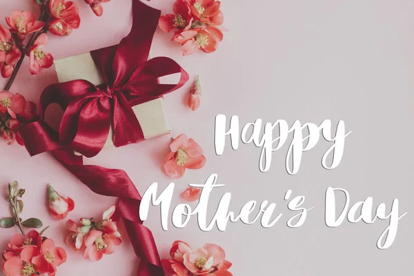 Happy Mother Day Happy Mothers Day Text Gift Box Red — ストック写真