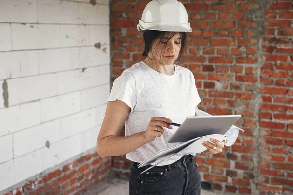 Stylish Woman Architect Tablet Checking Blueprints Construction Site Young Female — Photo