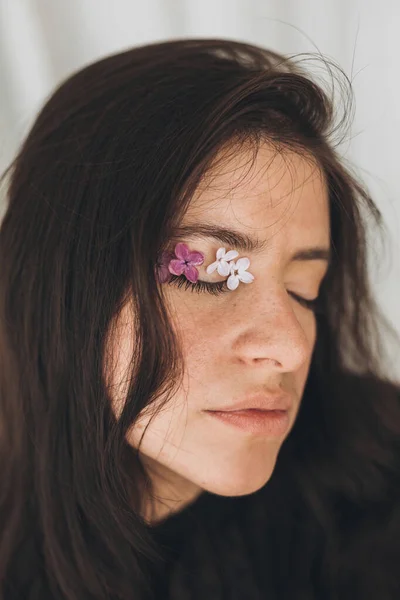 Beautiful Sensual Woman Lilac Petals Closed Eyes Moody Portrait Young — Stock Photo, Image
