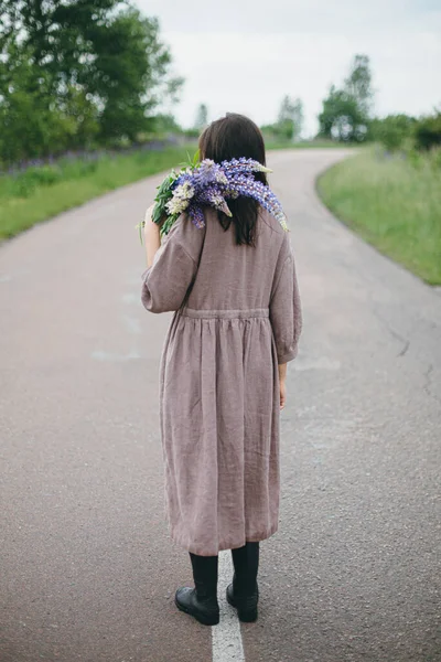 Stylish Woman Rustic Dress Holding Lupine Bouquet Summer Countryside Cottagecore — Stock Photo, Image