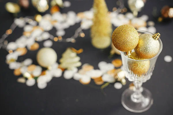 Modern Christmas Composition Golden Glitter Baubles Champagne Glass Shiny Decorations — Stock Fotó