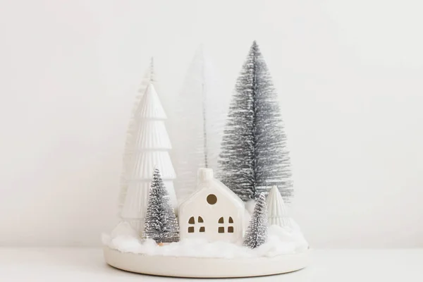 Hígge Inverno Cena Natal Acolhedora Aldeia Nevada Miniatura Mesa Branca — Fotografia de Stock