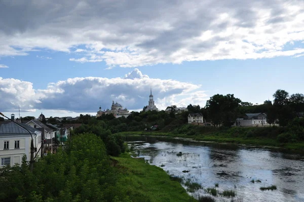 Vue Panoramique Sur Kremlin Novotorzhsky Rivière Tvertsa Août 2021 Torzhok — Photo