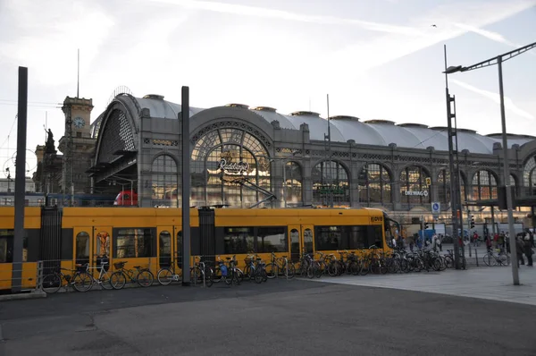 Stadtlandschaft Blick Auf Den Dresdener Bahnhof Oktober 2013 Dresden Deutschland — Stockfoto