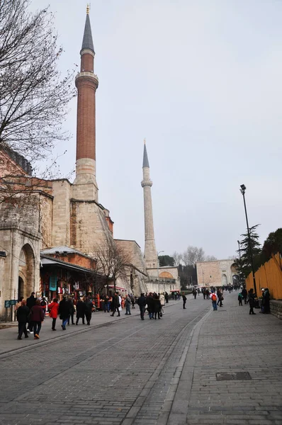 Minaretek Topkapi Palotába Vezető Utcán 2014 Január Isztambul Törökország — Stock Fotó