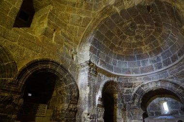 Artuklu, Mardin / Türkiye 9 Mayıs 2022. Mardin 'deki Deyrulzafaran Manastırı ve Suriye Ortodoks ataerkil sohbeti (Deyrul Zafaran Manastiri).