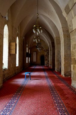 Artuklu Mardin, Türkiye 7 Mayıs 2022 Ulu Cami 'nin İçi, aynı zamanda Büyük Mardin Camisi olarak da bilinir.
