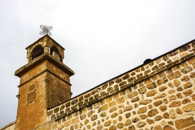 12 Mayıs 2022 Midyat Mardin. Midyat 'taki Mor Aziz Barsavmo Kilisesi
