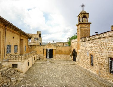 12 Mayıs 2022 Midyat Mardin. Midyat 'taki Mor Aziz Barsavmo Kilisesi