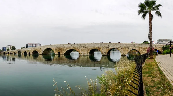 Maja 2022 Adana Turcja Rock Bridge Seyhan River Adana Turcja — Zdjęcie stockowe