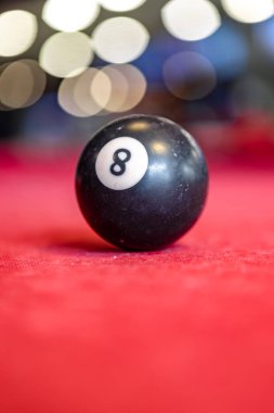Bilardo topu bilardo topu kırmızı masa ışıkları