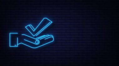 Ellerinde neon kontrol işareti var. Yeşil onaylı yıldız çıkartması. hareket grafiği
