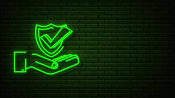 Neon shield, een symbool van bescherming en betrouwbaarheid met de handen. bewegingsgrafiek — Stockvideo