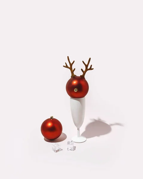 Creative Idea Christmas Drinks Red Balls Decoration Reindeer Balls Minimal — Stock Photo, Image