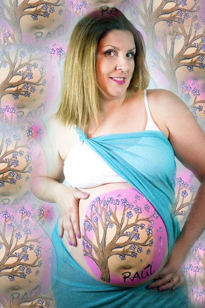 Eight Months Pregnant Woman Bright Dress Drawing Her Belly Copy — Stockfoto