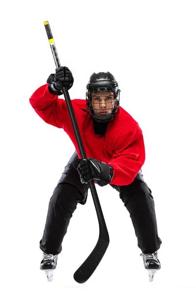Portrait complet de joueuse de hockey professionnelle, entraînement de gardienne isolée sur fond blanc. — Photo