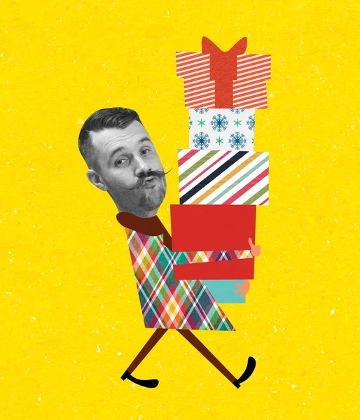 Zeitgenössische Kunstcollage eines fröhlichen Mannes, der Geschenkboxen isoliert über gelbem Hintergrund trägt — Stockfoto