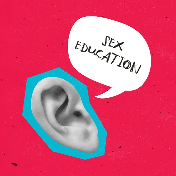Collage de arte contemporáneo. Oído humano y burbuja del habla alegando la importancia de la educación sexual aislado sobre fondo rojo — Foto de Stock
