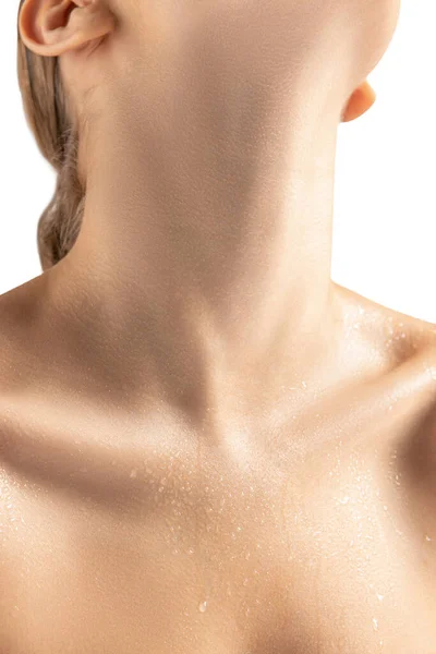 Immagine ravvicinata di sottile bel collo femminile e clavicole. Prendersi cura della pelle e delle condizioni del corpo — Foto Stock