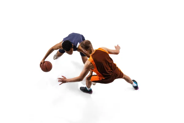 Porträt Von Oben Zwei Männer Basketballprofis Bewegung Training Isoliert Vor — Stockfoto