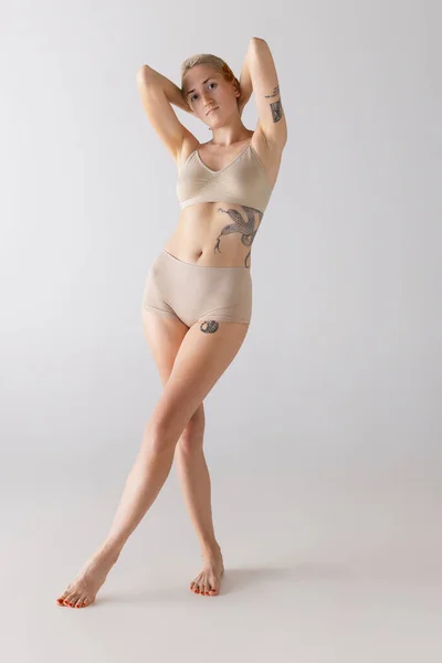 Portrait Young Beautiful Girl Slim Figure Posing Isolated Grey Studio — Stock Photo, Image