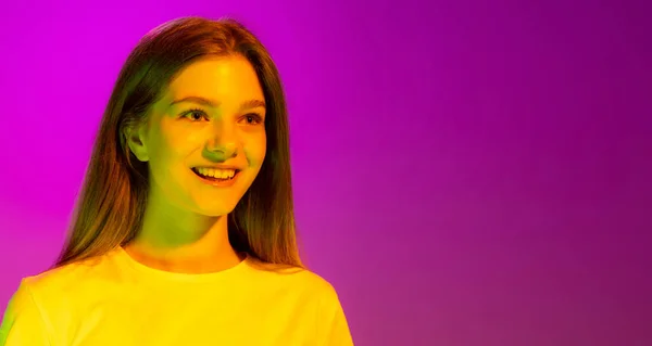 Portrait Beautiful Young Girl Posing Smiling Isolated Pink Background Neon — 스톡 사진