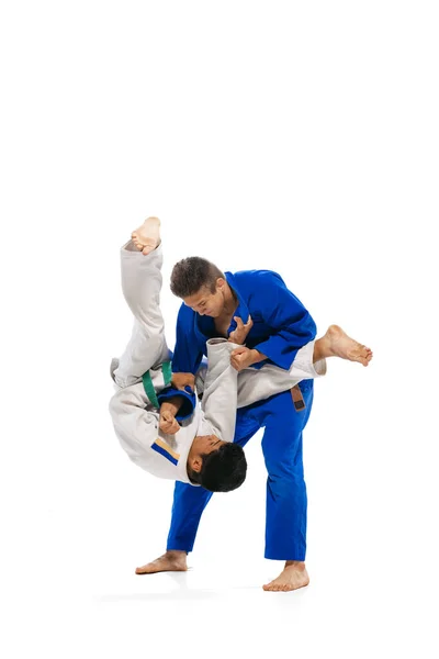 Portrait Two Professional Judo Athletes Special Uniform Training Isolated White — Foto de Stock