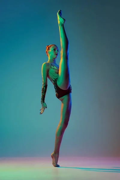 Portrait Young Girl Female Rhythmic Gymnast Training Standing Twine Isolated — ストック写真