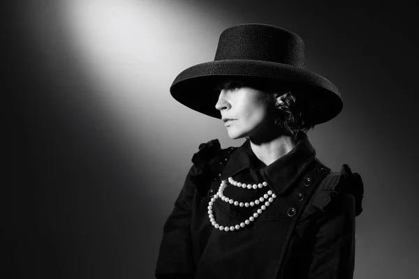 Portrait Beautiful Woman Image Famous Fashion Designer Posing Stylish Black — Foto de Stock