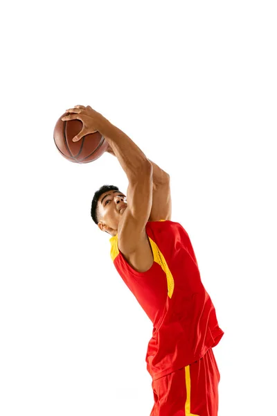 Portrait Muscular Young Man Basketball Player Scoring Winning Goal Isolated — Stok Foto