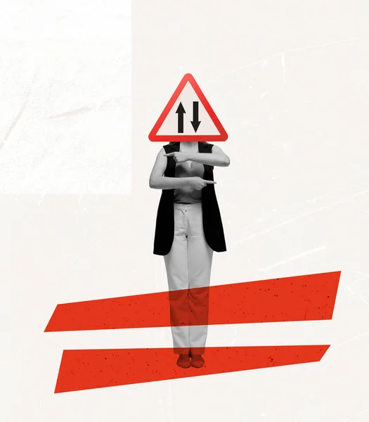표지판 개달린 여자가 협동을 상징하는 사업의 창의성의 표지판 디자인 초현실주의 — 스톡 사진