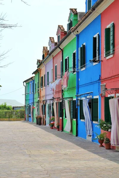 Colourful Houses Banks Canal Burano Italy Veneto Houses Strong Colours — Foto Stock