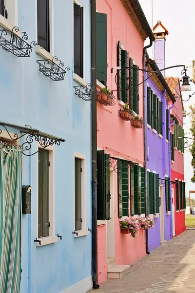 Colourful Houses Burano Houses Painted Strong Colours Small Colourful Houses — Stockfoto