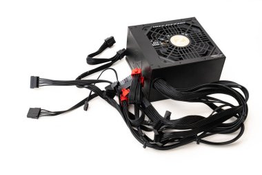 Zalman PSU. Bilgisayarların güç kaynağı beyaz arka planda.. 