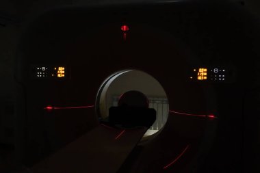 Koyu bilgisayar tomografisinde. Tıbbi tanılar için tıbbi ekipman