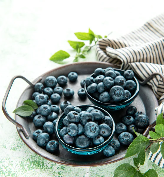 Freshly Picked Blueberries Wooden Background Concept Healthy Eating — Stock Photo, Image